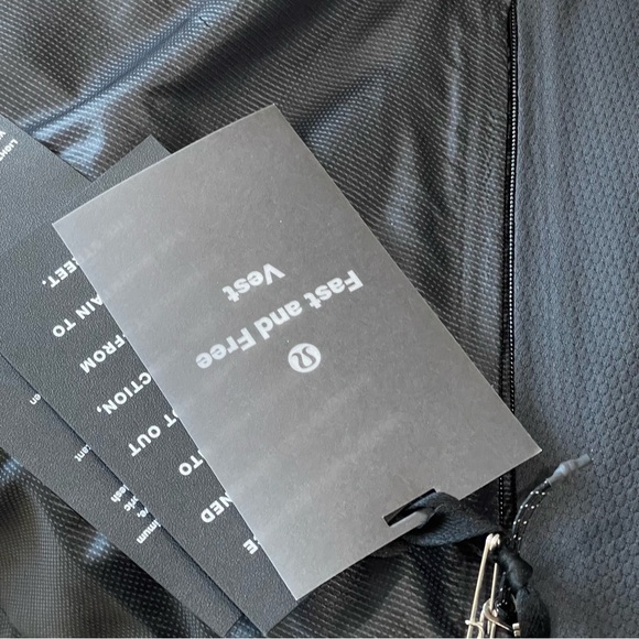 Lululemon Fast and Free Vest L NWT - Picture 6 of 7